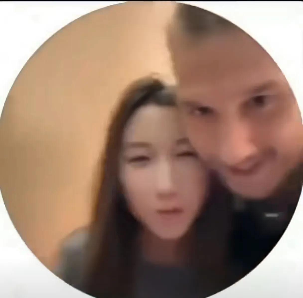李欣莳事件是一次原则性问题的处理，看到网上有些人说都21世纪了，居然还要审判学生