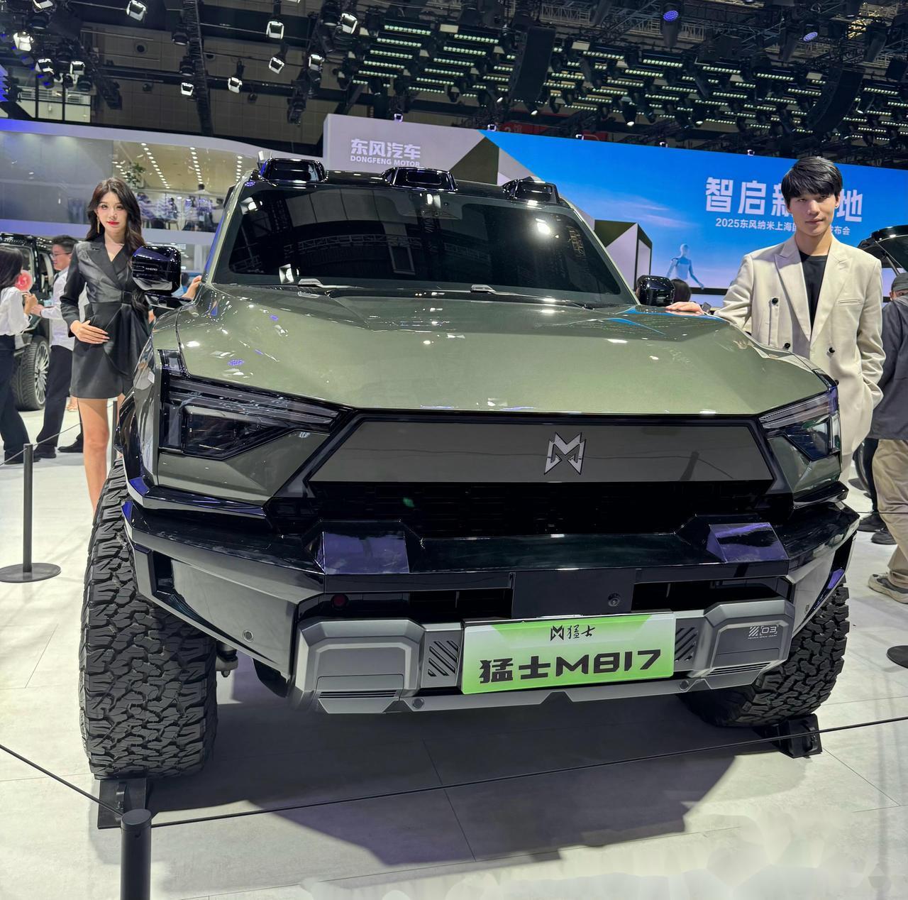 八大硬派越野神车，懂车的人才懂含金量

1. 奔驰G级
​
2. 丰田兰德酷路泽