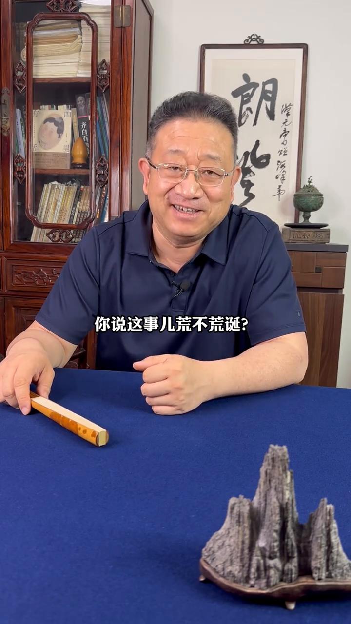 不共戴天却共享香火。
你见过仇人坐一起吃香火的吗？台州黄岩有座将军庙，里头供着两