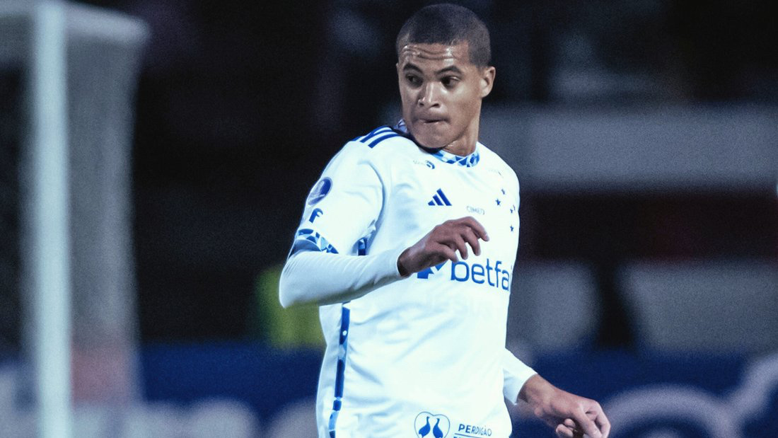 多特蒙德[超话]黄黑普鲁士 巴西信源：多特密切关注了克鲁塞罗队的36号左后卫普特