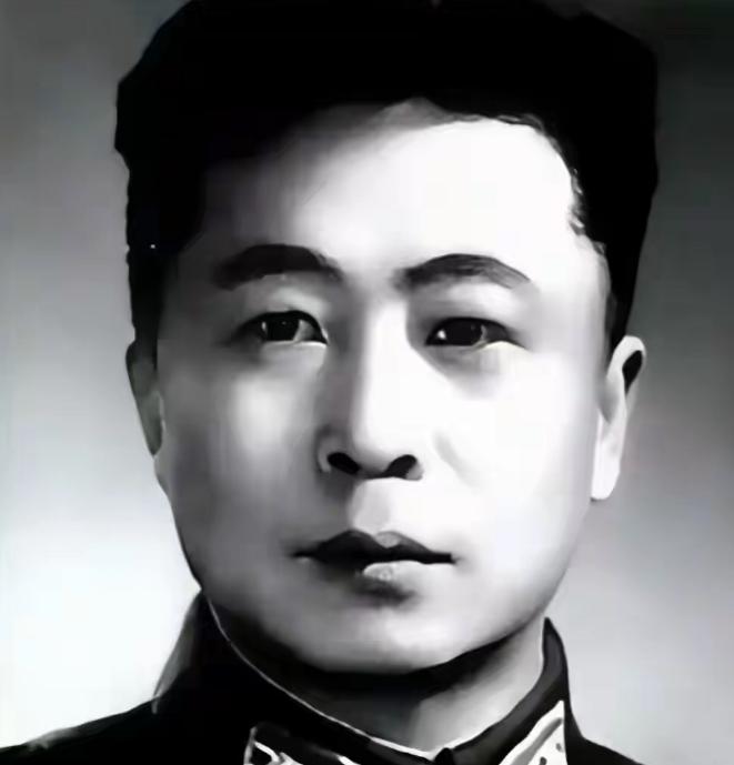 1957《林海雪原》轰动全国，罗荣桓拍板作者：召回部队，恢复军籍，上校军衔，到总