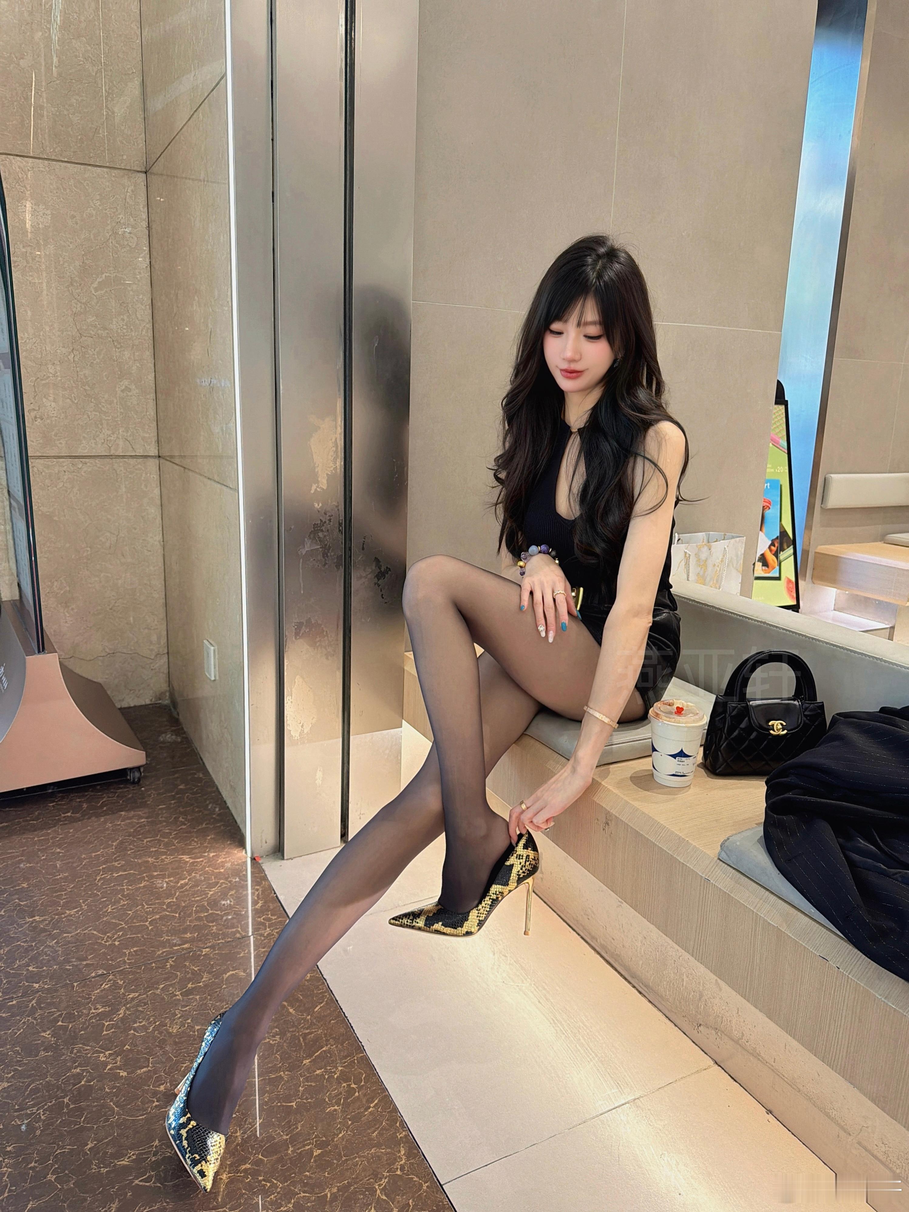 不完美 才是最完美燕亚轩今天穿什么随手拍