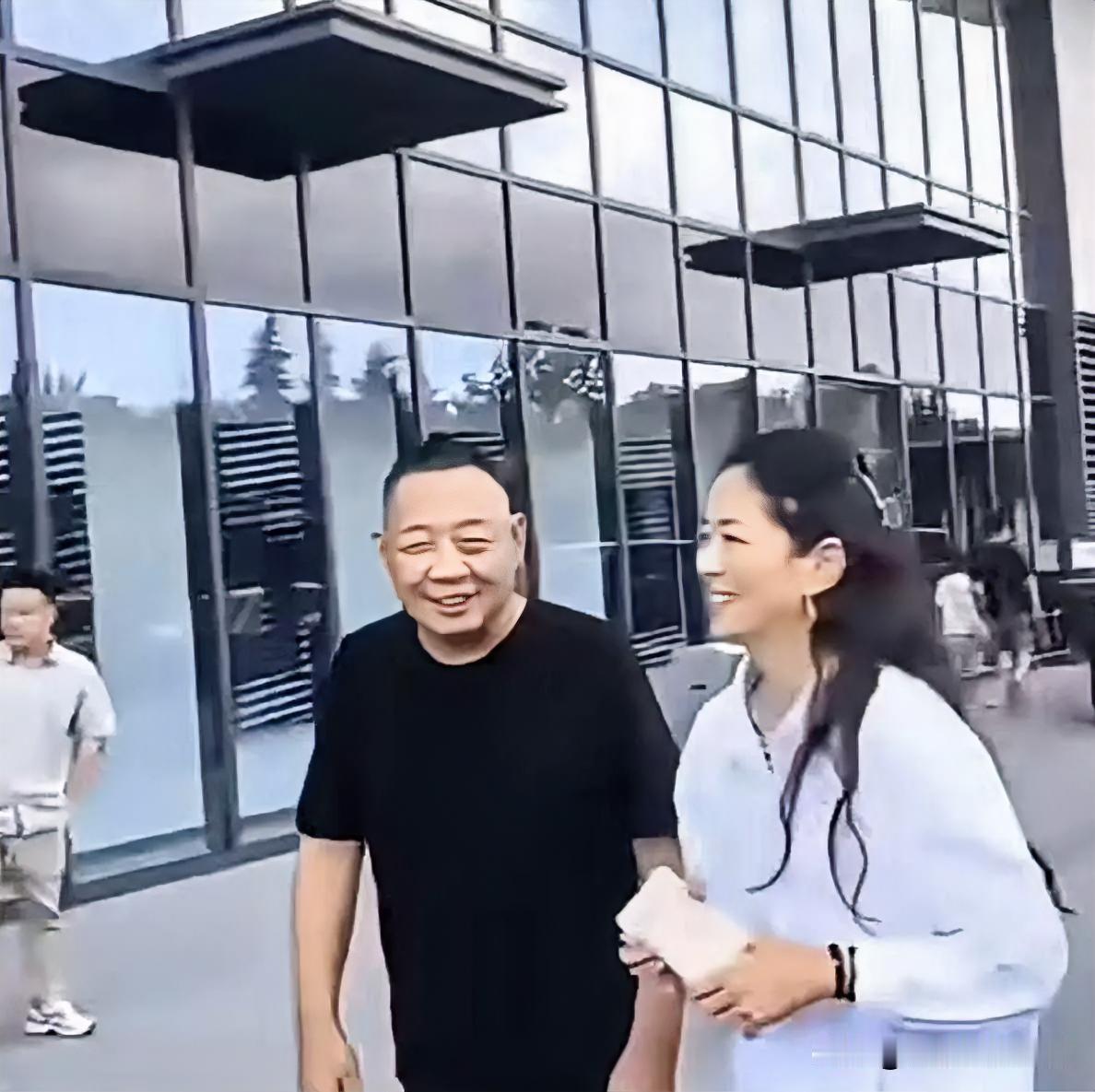 “亚洲糖王”郭鹤年之女、香格里拉亚洲新任CEO郭惠光，近日低调现身许昌胖东来天使