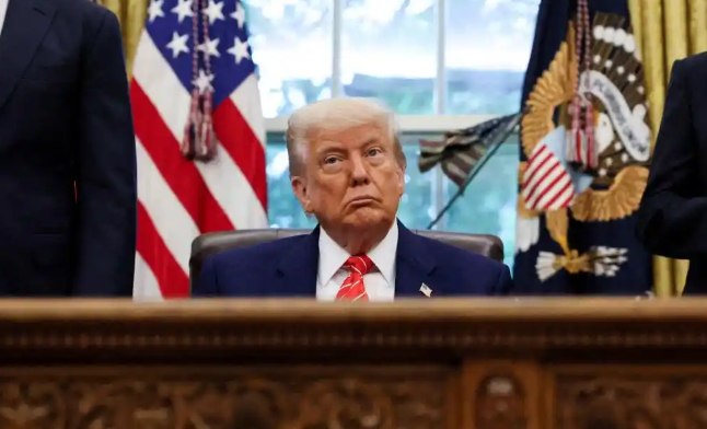特朗普将签署行政令降低药价 特朗普这次要直接对药价“动刀”，号称能让处方药价格暴