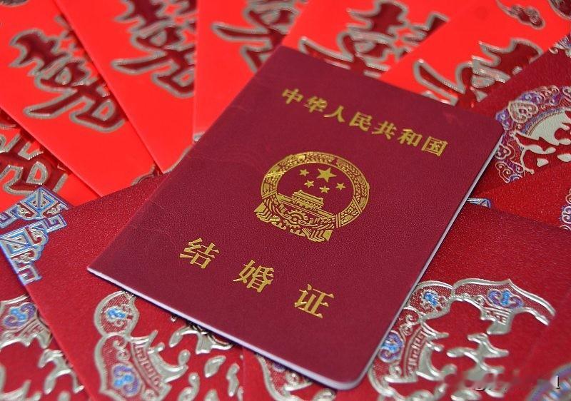 会，结婚是人生的必经之路，人到了一定年龄，该结婚结婚，不管前面的路走到何处，每个