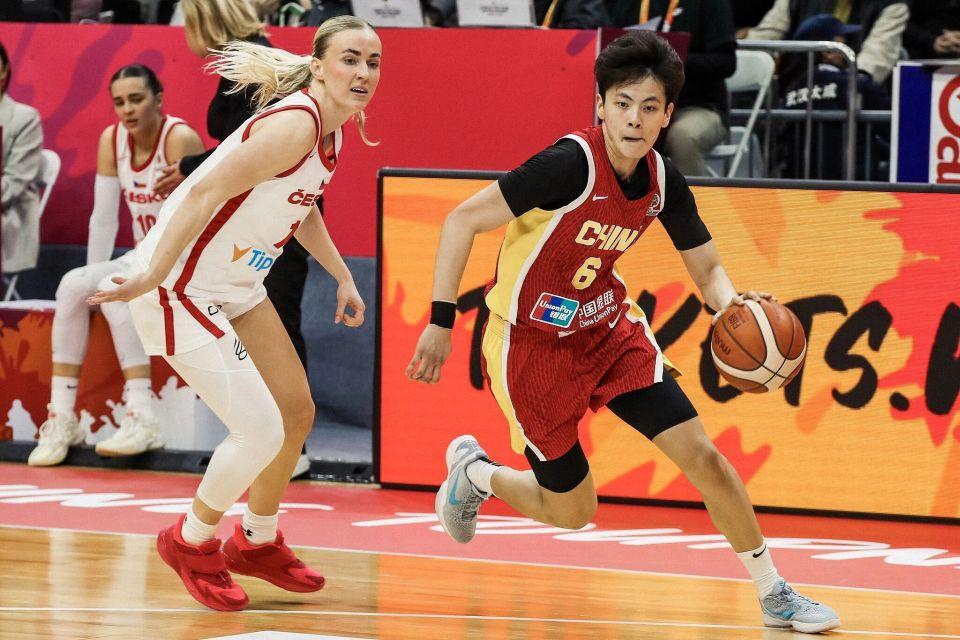 这里是3月17日星期二的热点新闻速览，为你整理了国内、科技、民生及国际相关的重点