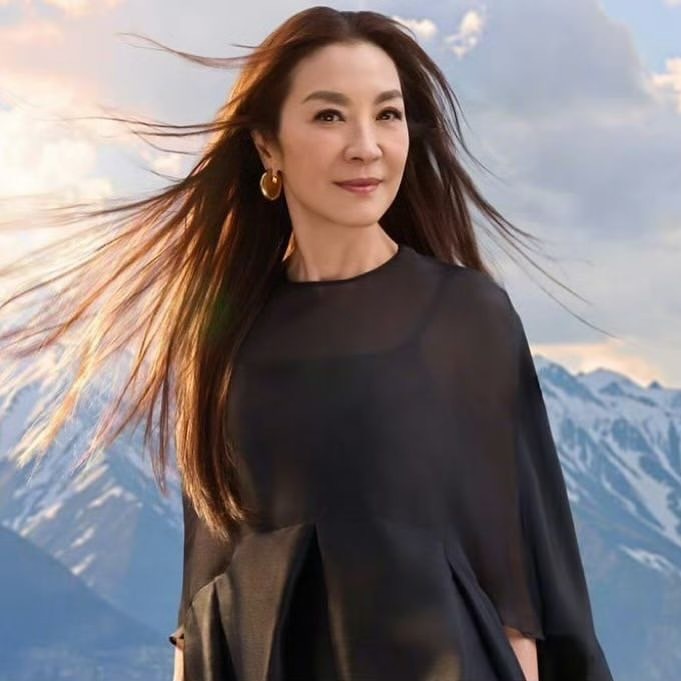 杨紫琼再创里程碑！荣获柏林电影节“终身成就奖”金熊奖🐻柏林电影节正式宣布杨紫琼