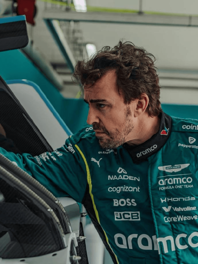 F1之余开开GT过瘾，阿隆索测试阿斯顿马丁女武神