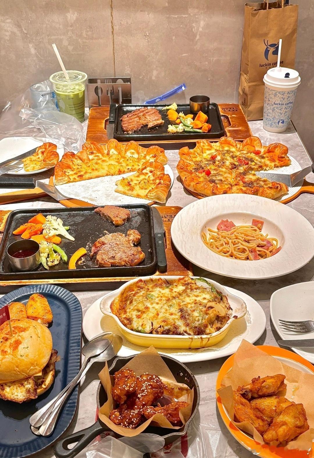 🍕周五治愈时刻！必胜客午餐狠狠安排～ 打工人的快乐就是这么简单✨ 