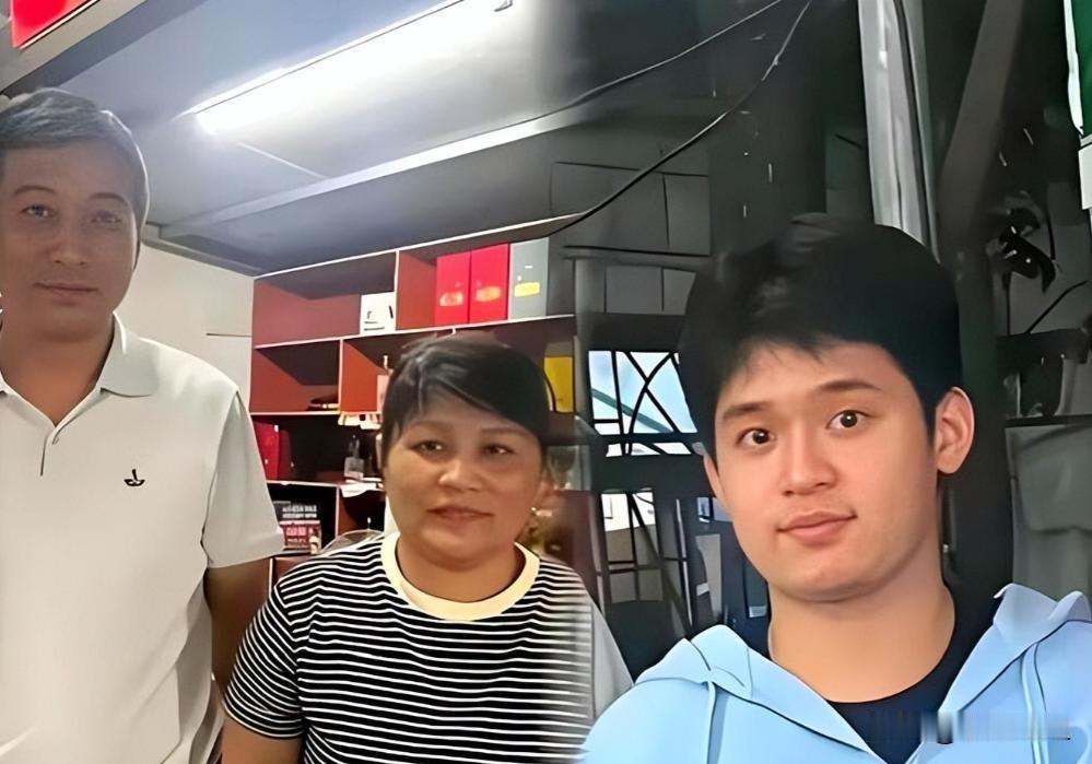 林诗栋妈妈这店，真挺实在的。

三亚那家“定安骨汤香味园”，没啥豪华装修，就是路
