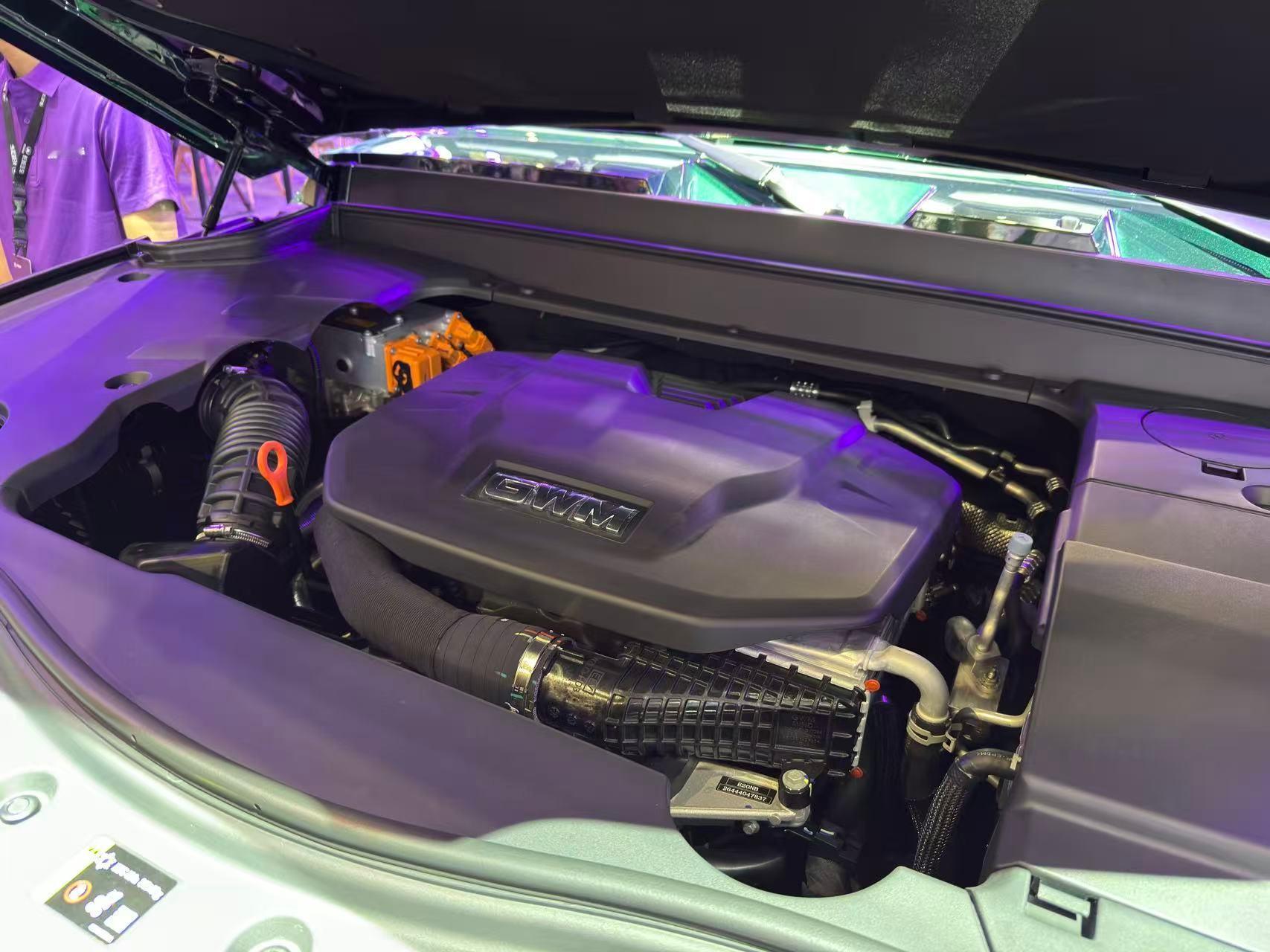 2026北京车展这就是北京车展新车划重点 在2026北京车展B5展馆的坦克展台上