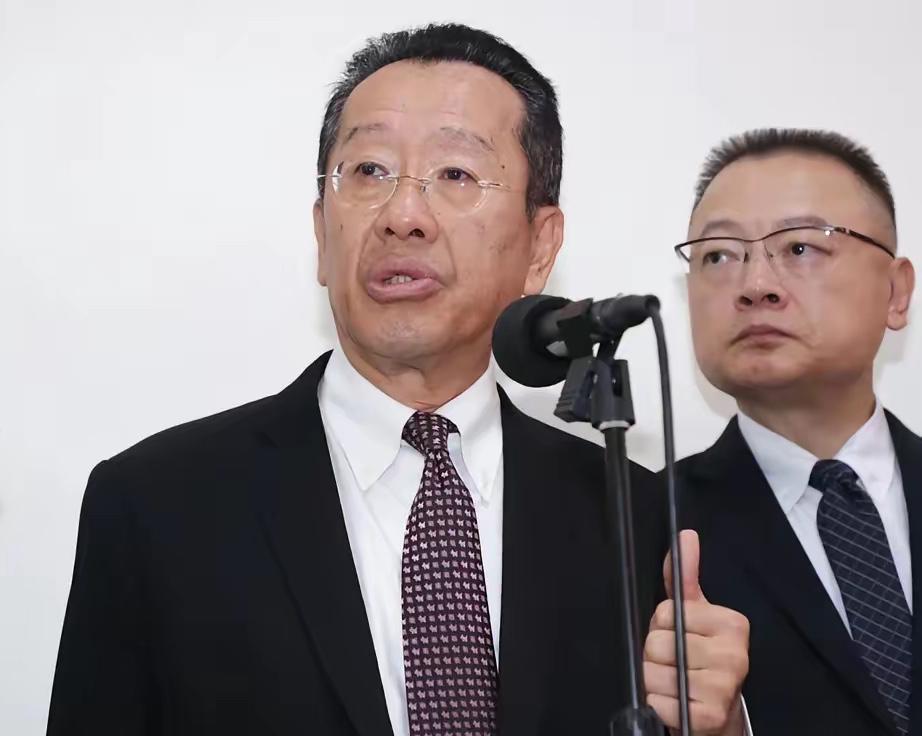 大陆试射导弹，顾立雄叫嚣："麻烦制造者"。

自家后院放个炮仗试响，隔壁王大爷扒