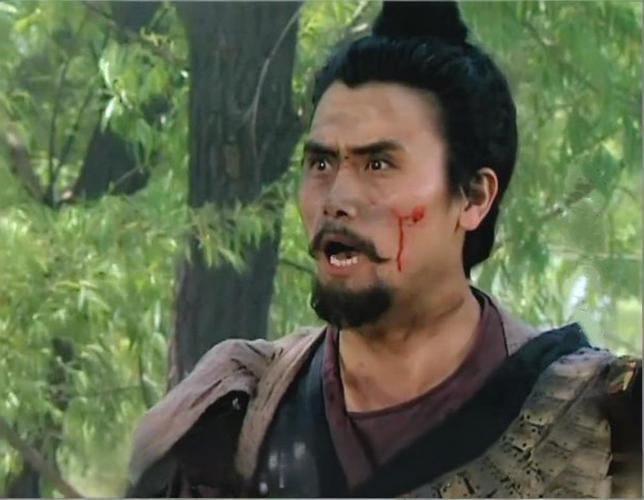 当糜芳决定剃头，陆逊一句话道破惊人真相
       糜芳投降东吴后，心中一直受