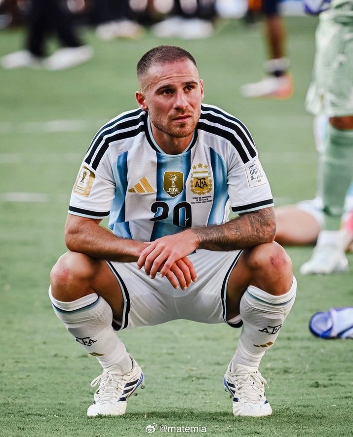 阿根廷球迷俱乐部🇦🇷 “ 也感谢那些从其他国家给我们发消息、嘲笑或为我们的痛