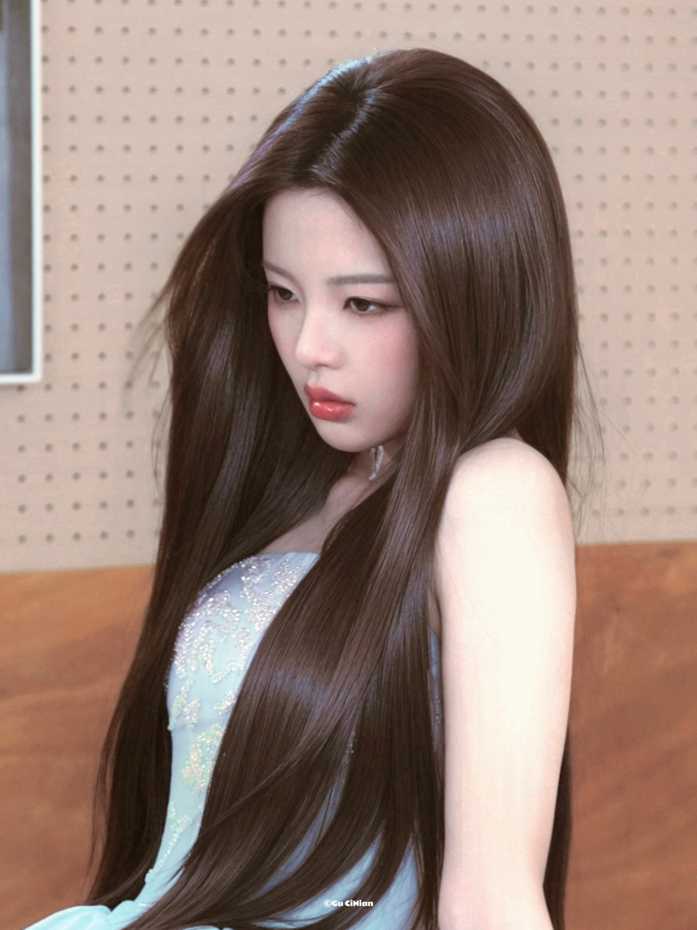 🍓 𝚕𝚎𝚜 𝚏𝚛𝚊𝚒𝚜𝚎𝚜. 杨超越