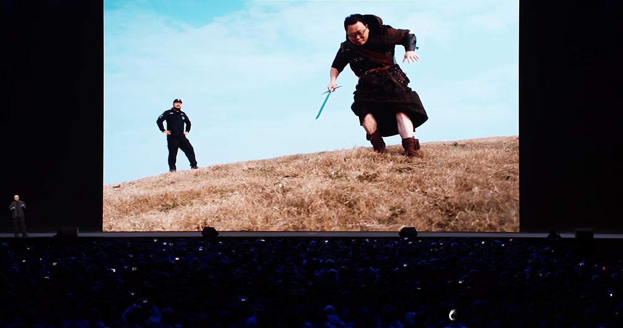 罗永浩年度发布会以后使用无人机 记得戴帽子，要不然会被拍到秃顶