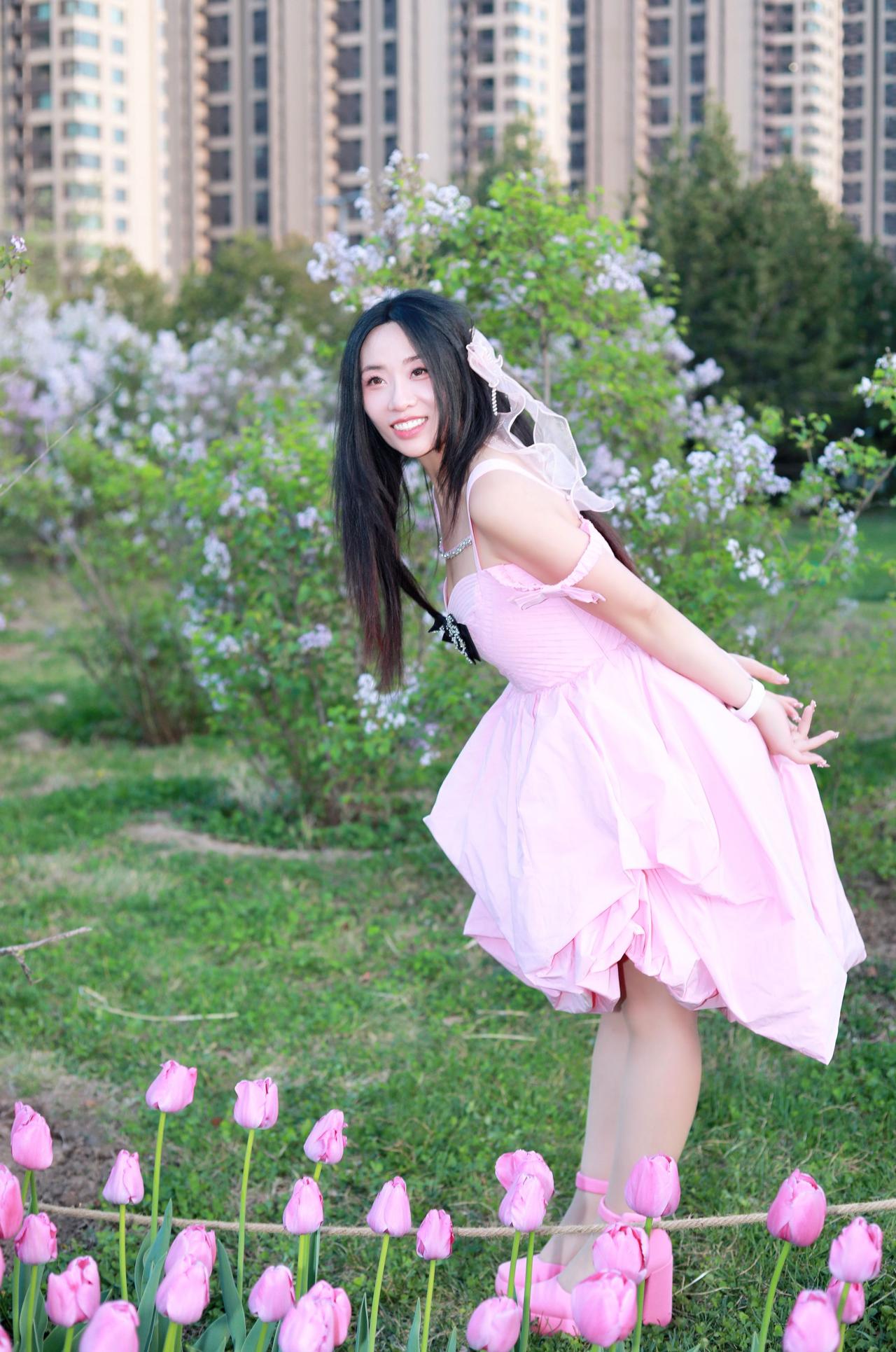 人像摄影约拍跟拍晋阳湖郁金香人像原创摄影粉色小裙子 软妹裙