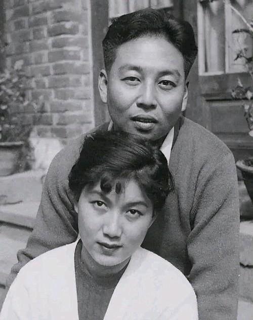 4月9日：他用胶片留住梅兰芳，用一生宠了新凤霞一辈子

23年前的今天，吴祖光永