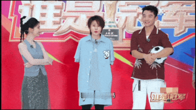 王濛拉票像放狠话 王濛世女一的底气 这段我反复刷了三遍，王濛拉票时胜负欲都写在脸
