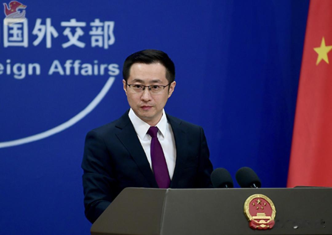 马克龙、默茨最新涉华表态，中方回应。17日，法国总统马克龙和德国总理默茨共见记者