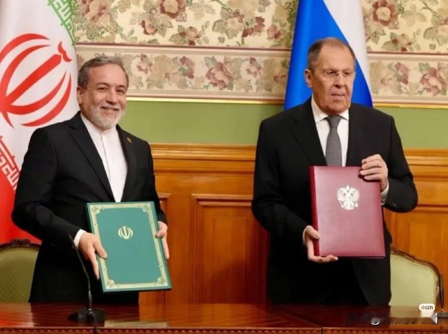 标题：伊朗收俄装备，对美国影响直击要害
 
伊朗接收俄制米-28NE武装直升机，