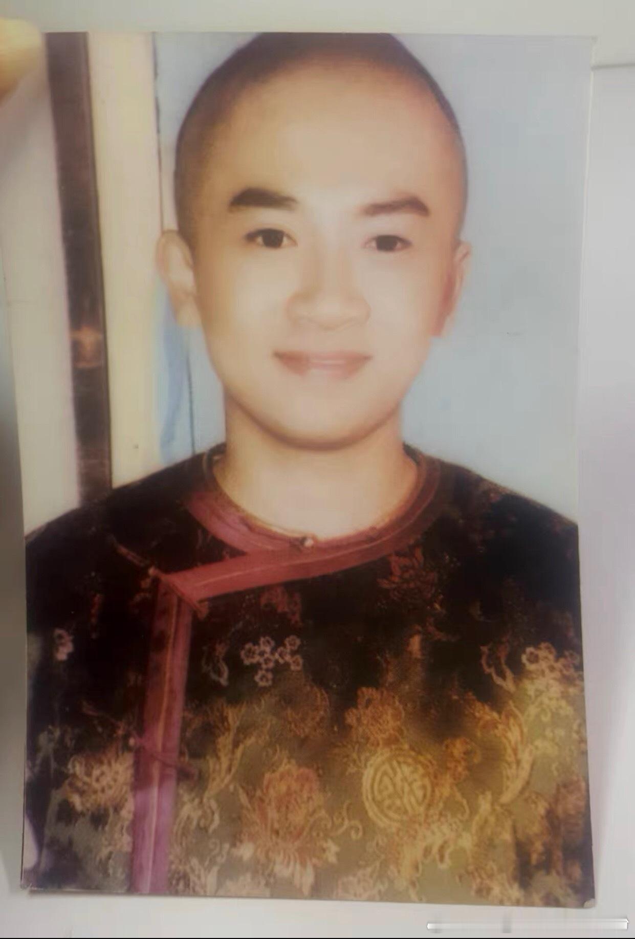 小虎队  高精力人士真应该把十几年前物料拿出来晒晒受不了自己又懒又勤快的 蛙哥