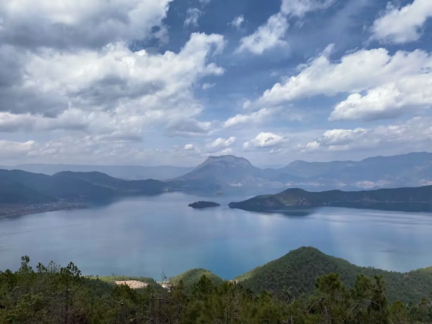 记录我的旅行足迹 泸沽湖女儿国 风景如画的地方 爱生活爱旅游 纪录美好生活
