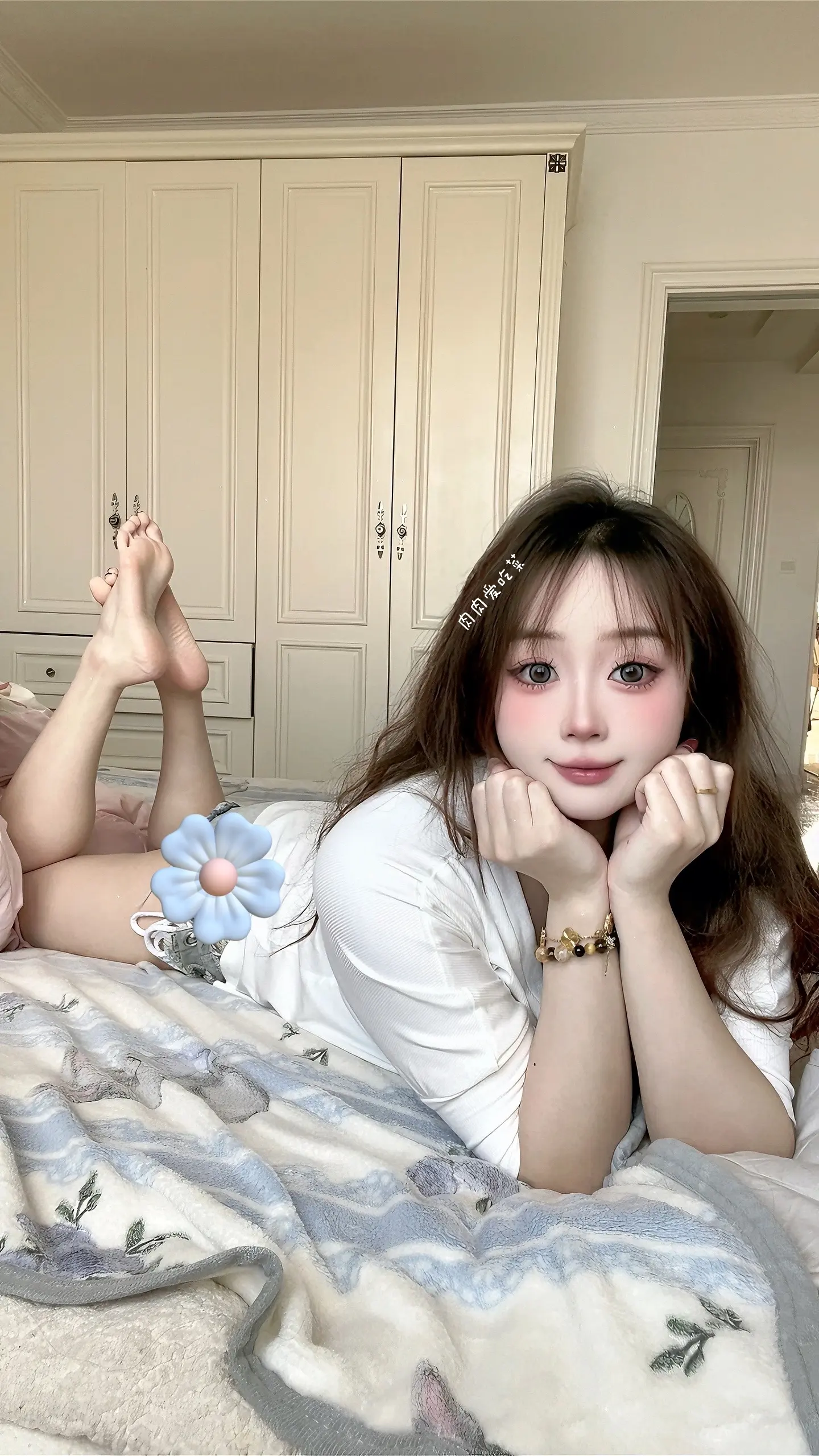 甜妹 在家的状态 甜妹滤镜 娇妻滤镜