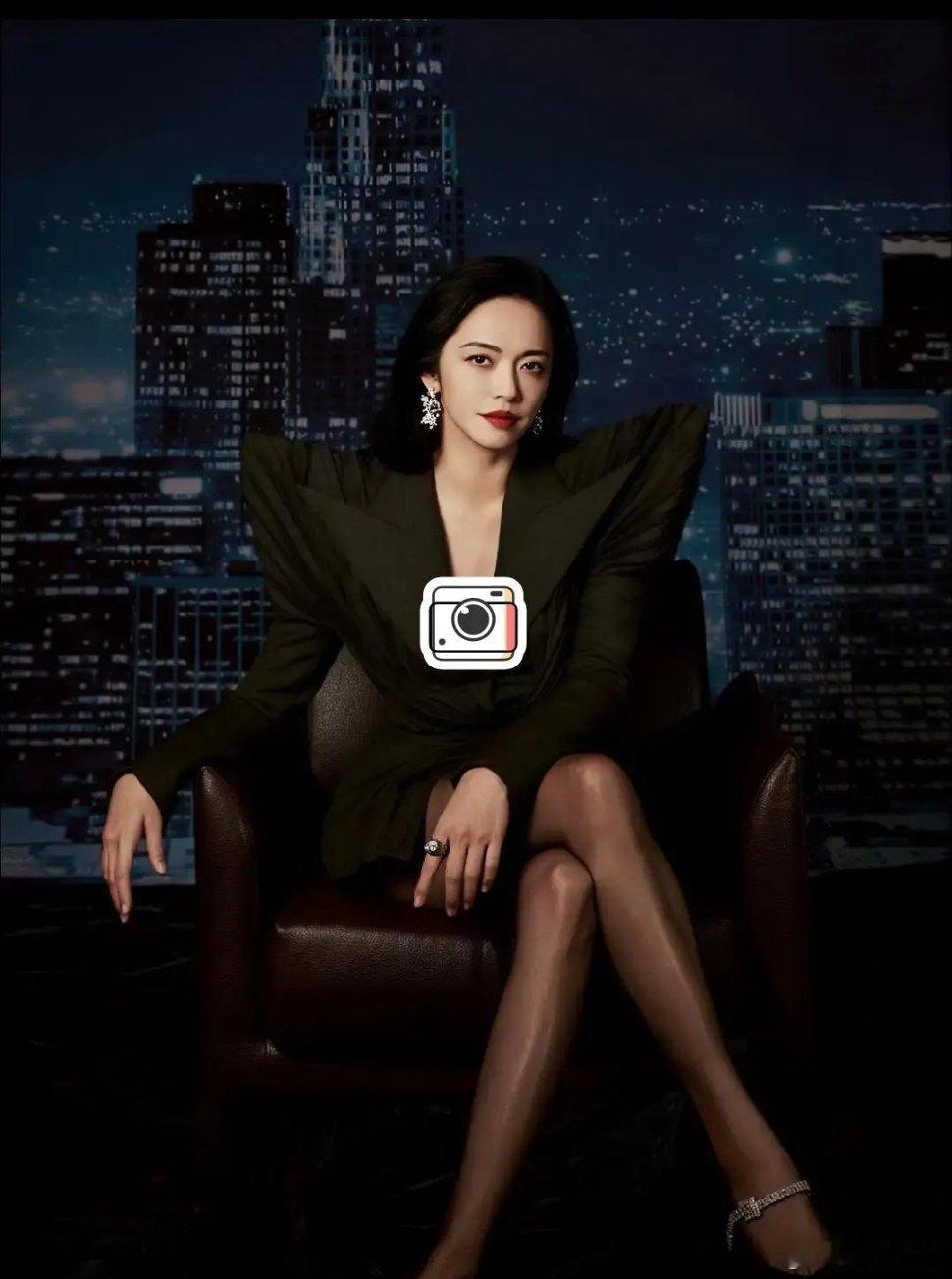 大概能理解了，姚晨为什么在这个时候公布自己早已离婚了，原因有这两点：第一，体面比