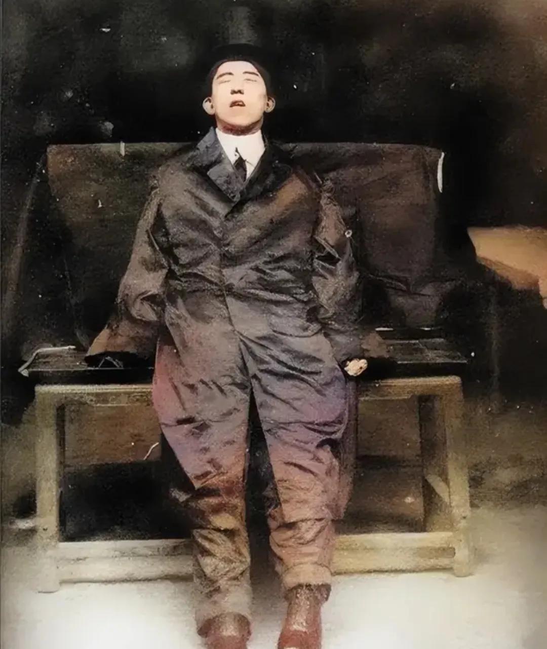 1927年，杨闇公烈士的最后一张照片，拍摄这一张照片的时候，他已经去世好几天了。