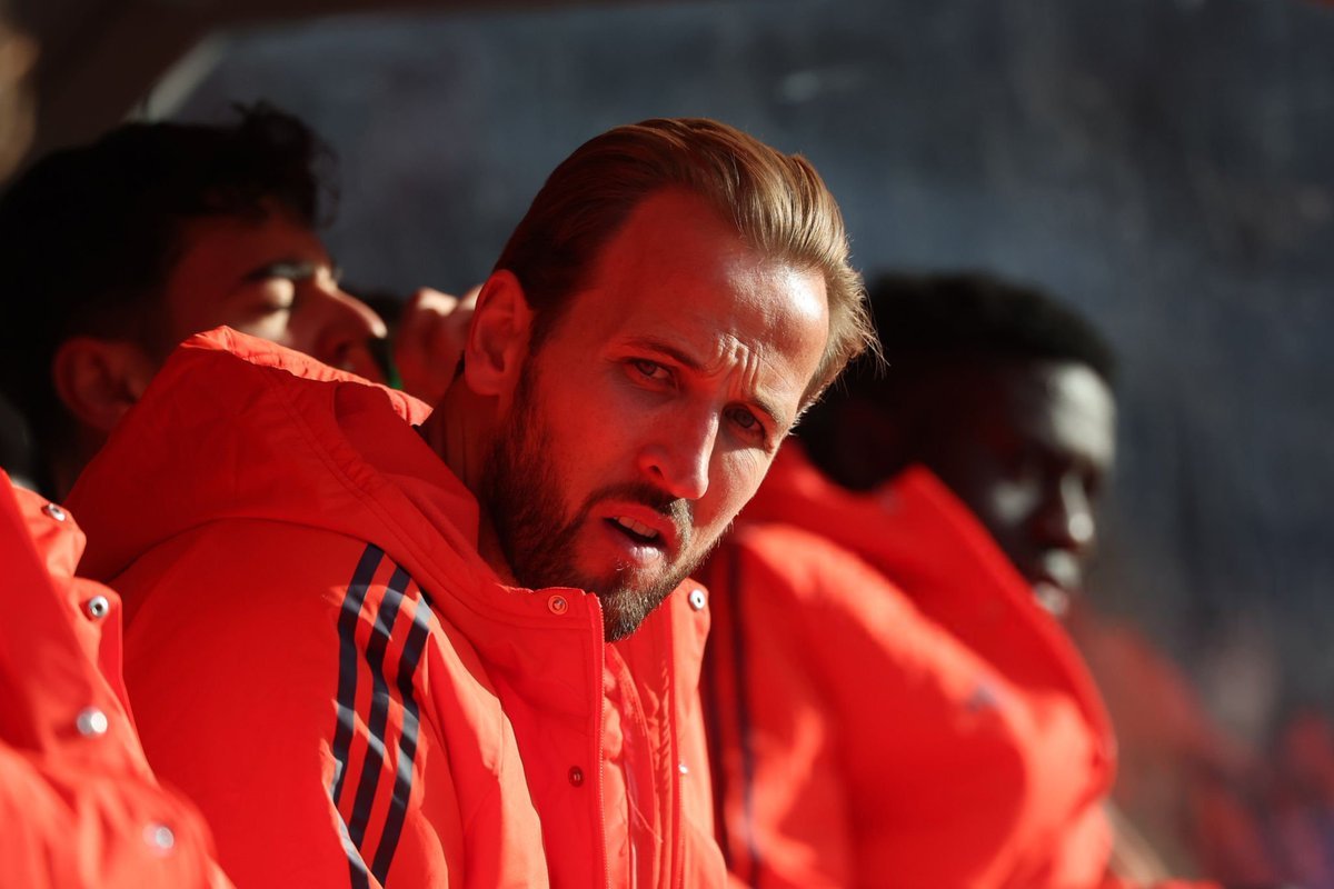 孔帕尼谈及哈里·凯恩未对阵圣保利的原因：“让他休息可能不是合适的说法。哈里在对阵