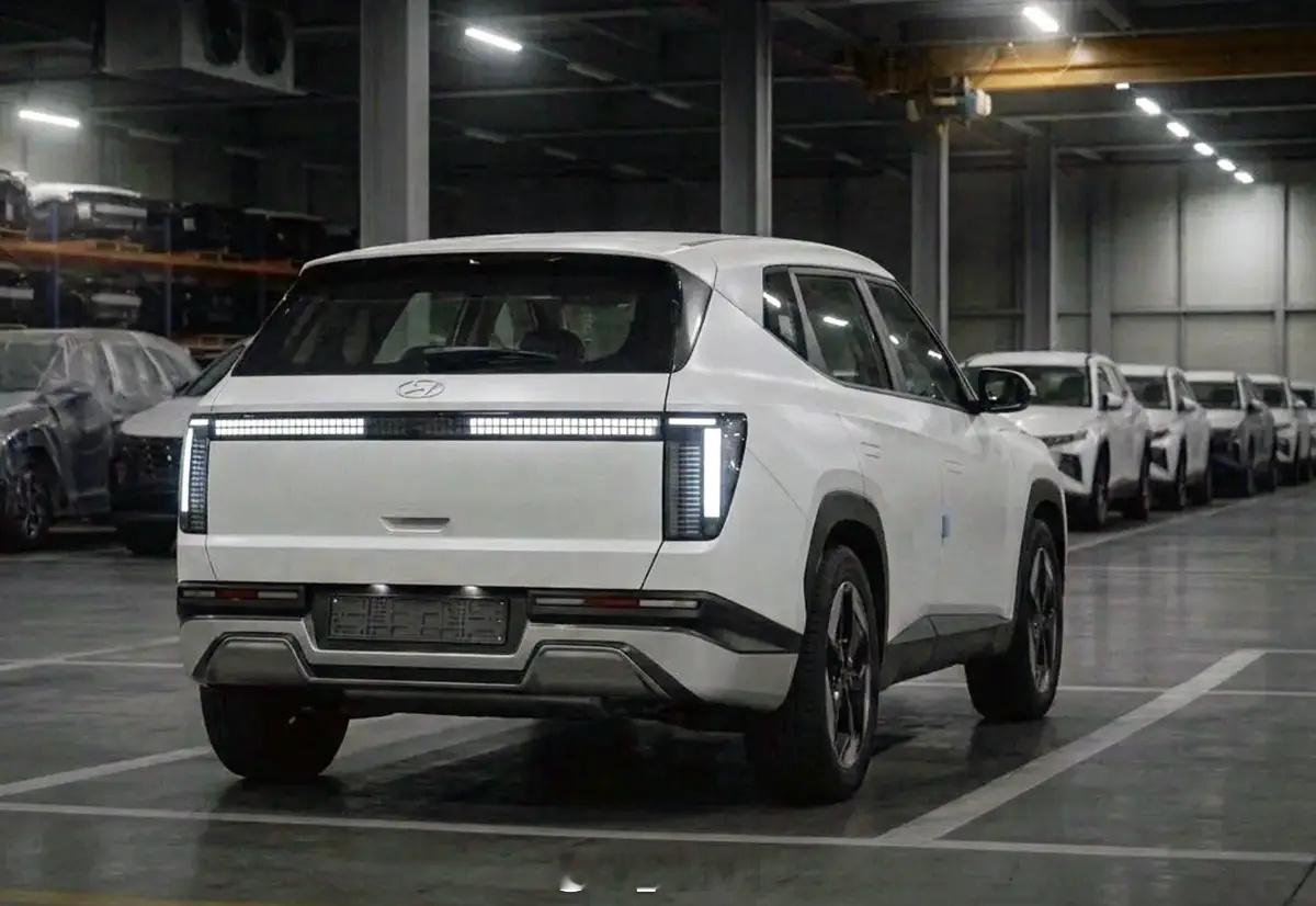 全新一代现代途胜 图1&图2为全新一代现代途胜提前曝光照，图2至图5为新车上色效