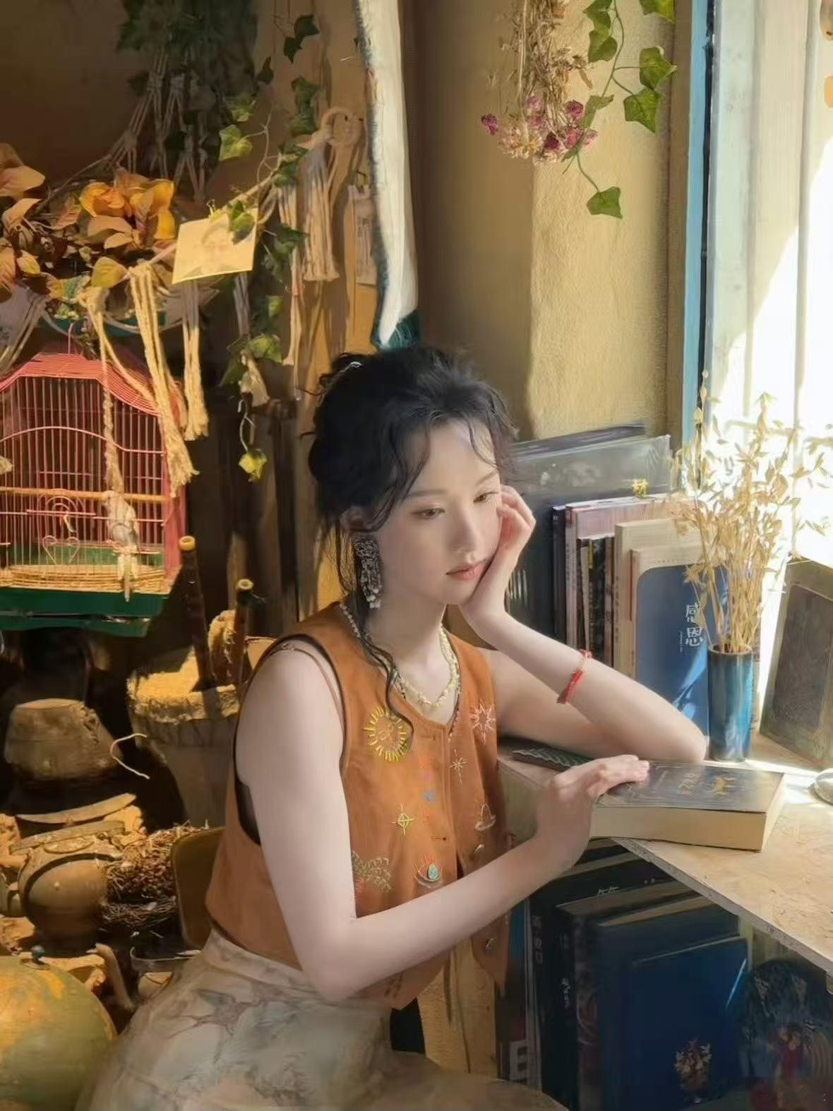 陈都灵生日live陈都灵坠入琥珀色的甜蜜陷阱陈都灵生日live，坠入琥珀色的甜蜜