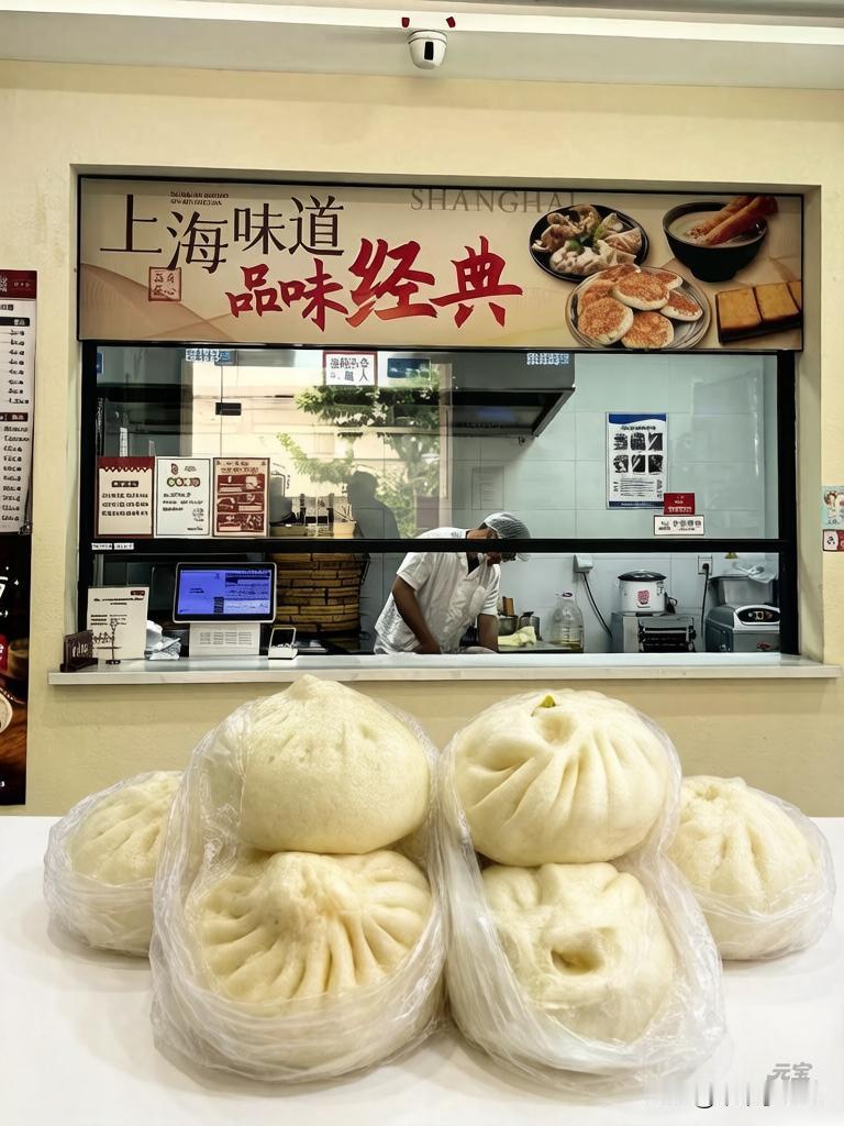 小区今日停水，忘了这个通知。
没水，午饭不能烧，有点急！
以往会，现在不用愁。