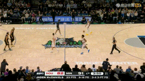 火箭超级巨星杜兰特真是太丢人了！在今天火箭客场挑战森林狼的比赛中，当时比赛进行到