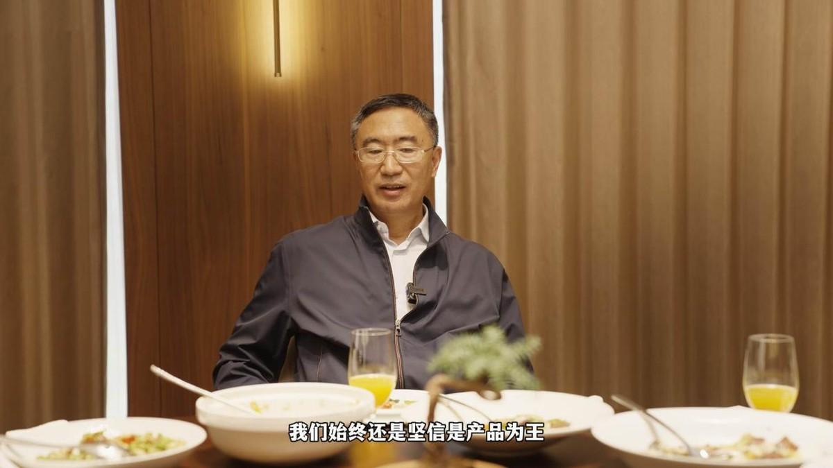 拆的零跑C16“一丝不挂”，这不比发布会好看？
我以前老爱看车企的发布会，因为会