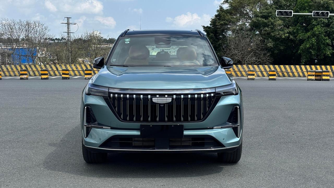 📆 23款、24款、25款二手博越L到底怎么选？
很多人买二手博越L，纠结的不