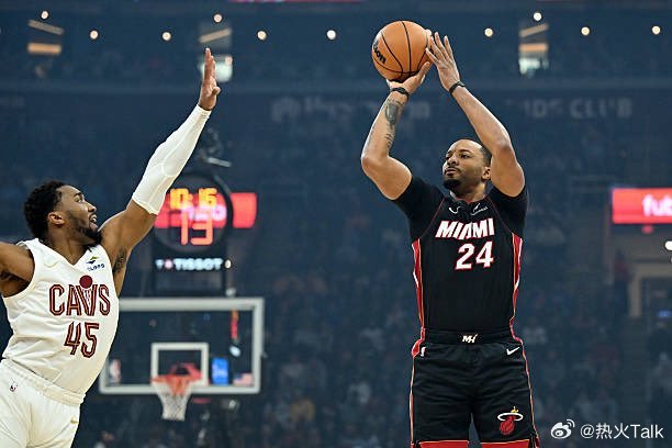 终于等到了这一场胜利。今天赢骑士这场球，是鲍威尔自2026年2月22日以来，带领