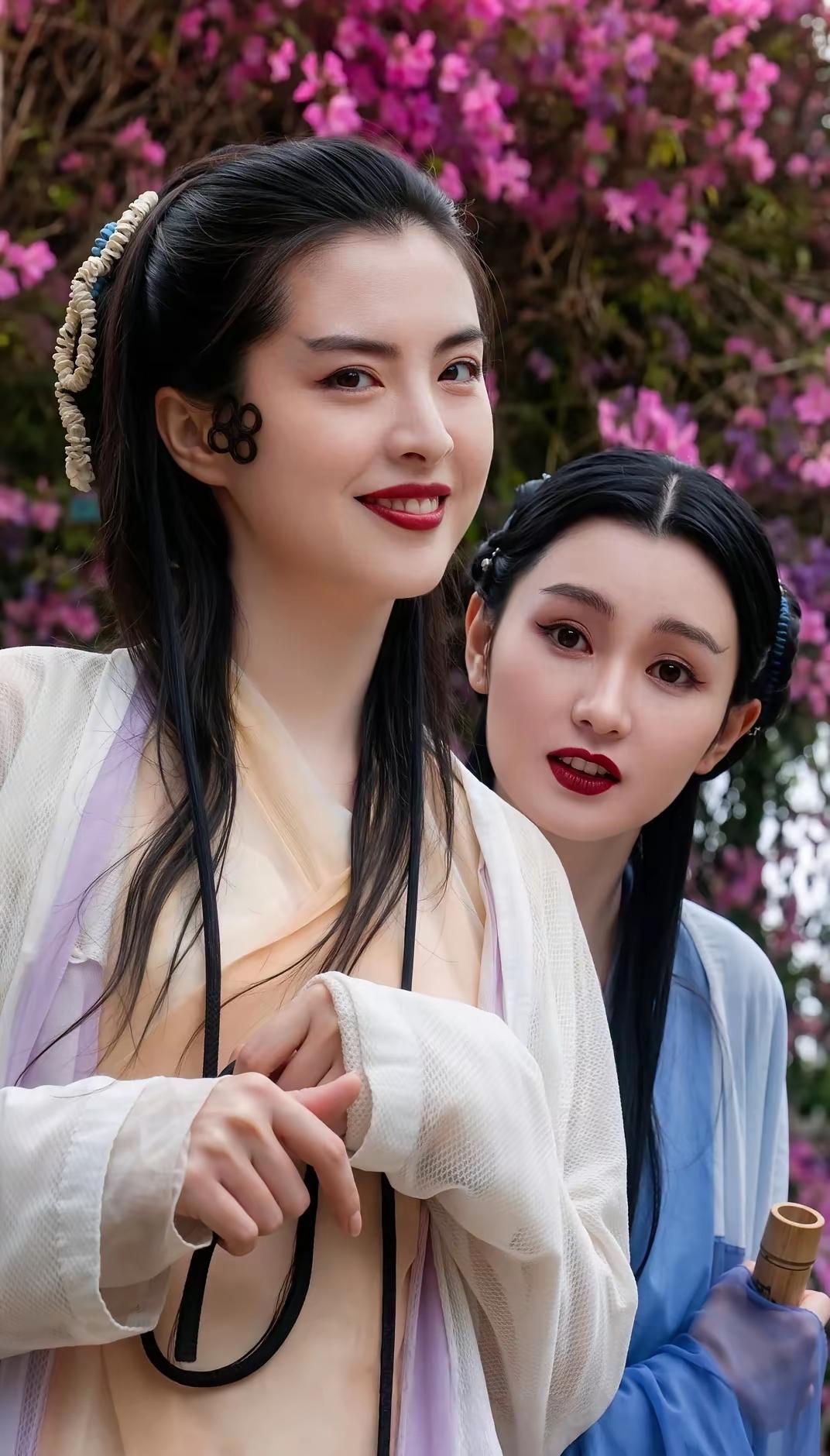 单论颜值，王祖贤胜张曼玉一筹
不过张曼玉的表演功底
让王祖贤望尘莫及