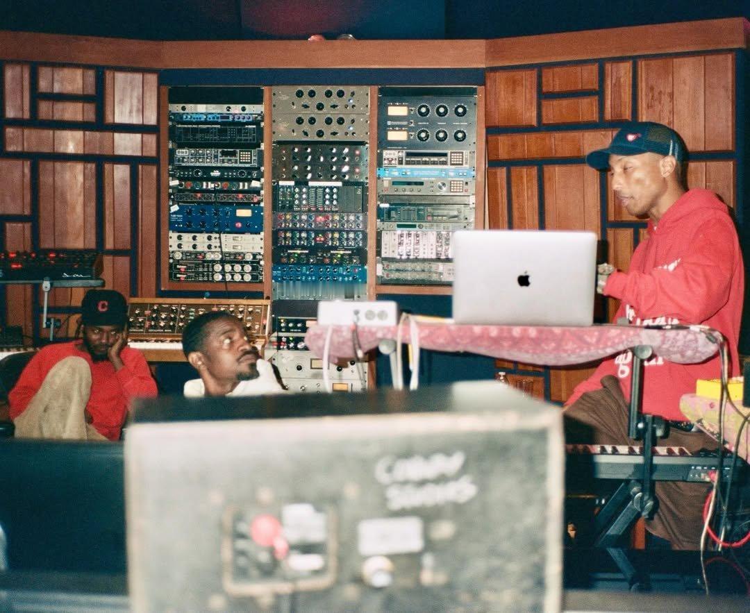2019年，Kendrick Lamar、André 3000 和 Pharre