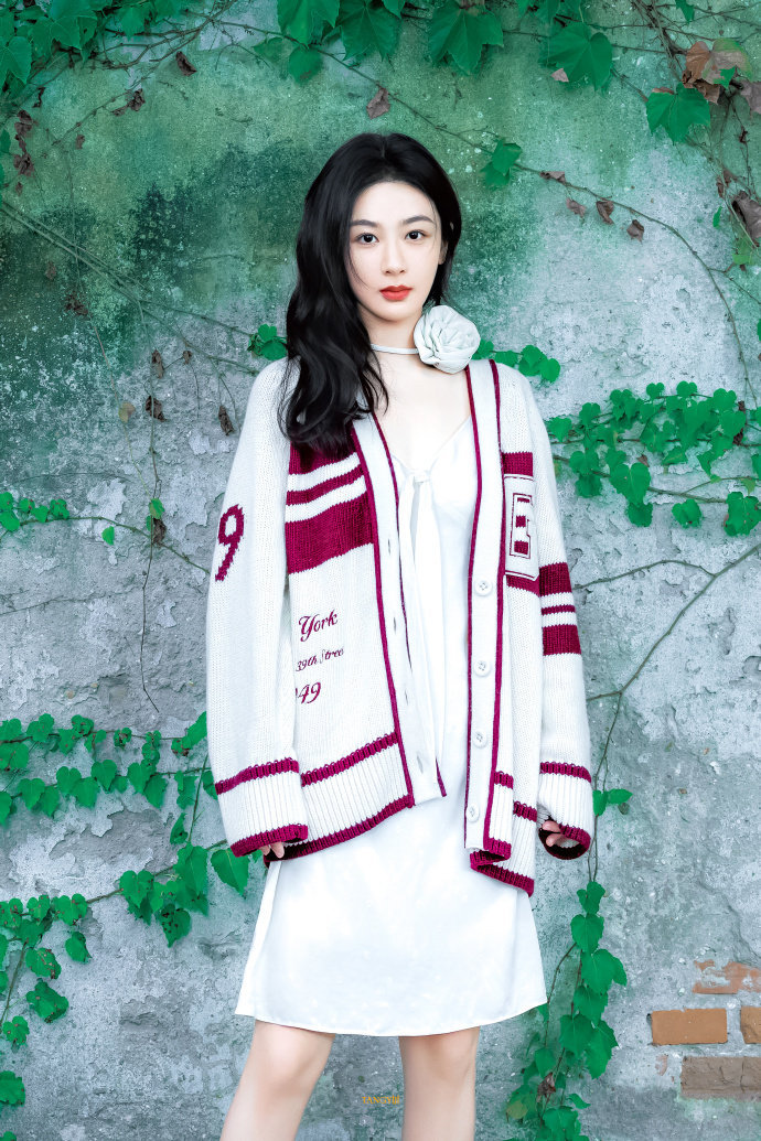杨紫玉兰花开君再来 💜杨紫董竹君 世界需要讲讲道理，但我最偏心你 杨紫🔸杨紫