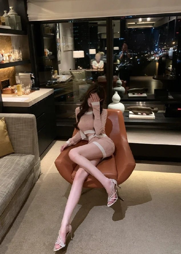 穿上秒变大长腿 ​​​