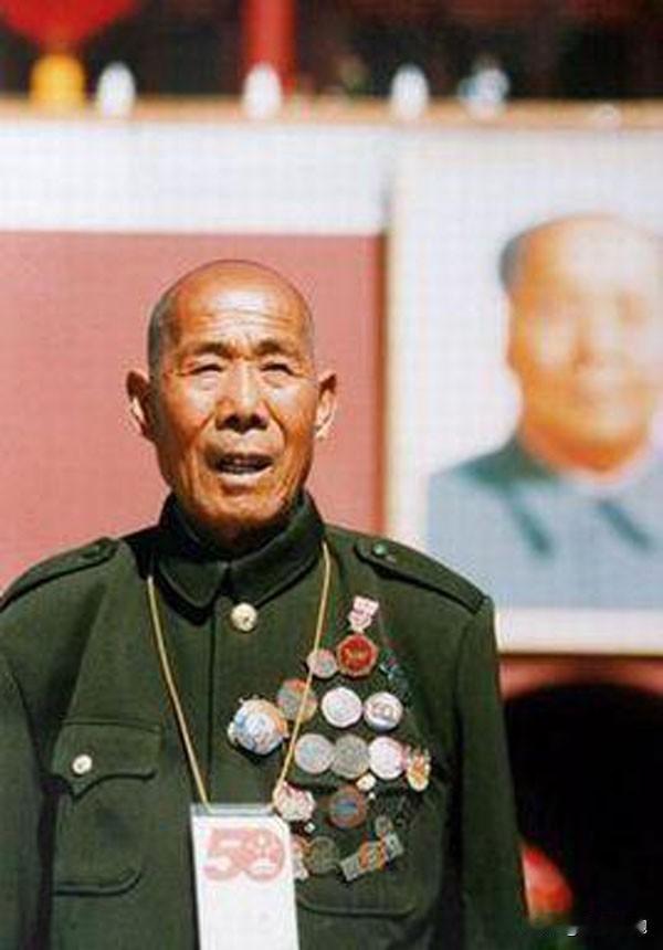 渡江第一船的掌舵人！特等英雄高如意，驾木船冲破千里江防
 
高如意，男，汉族，(