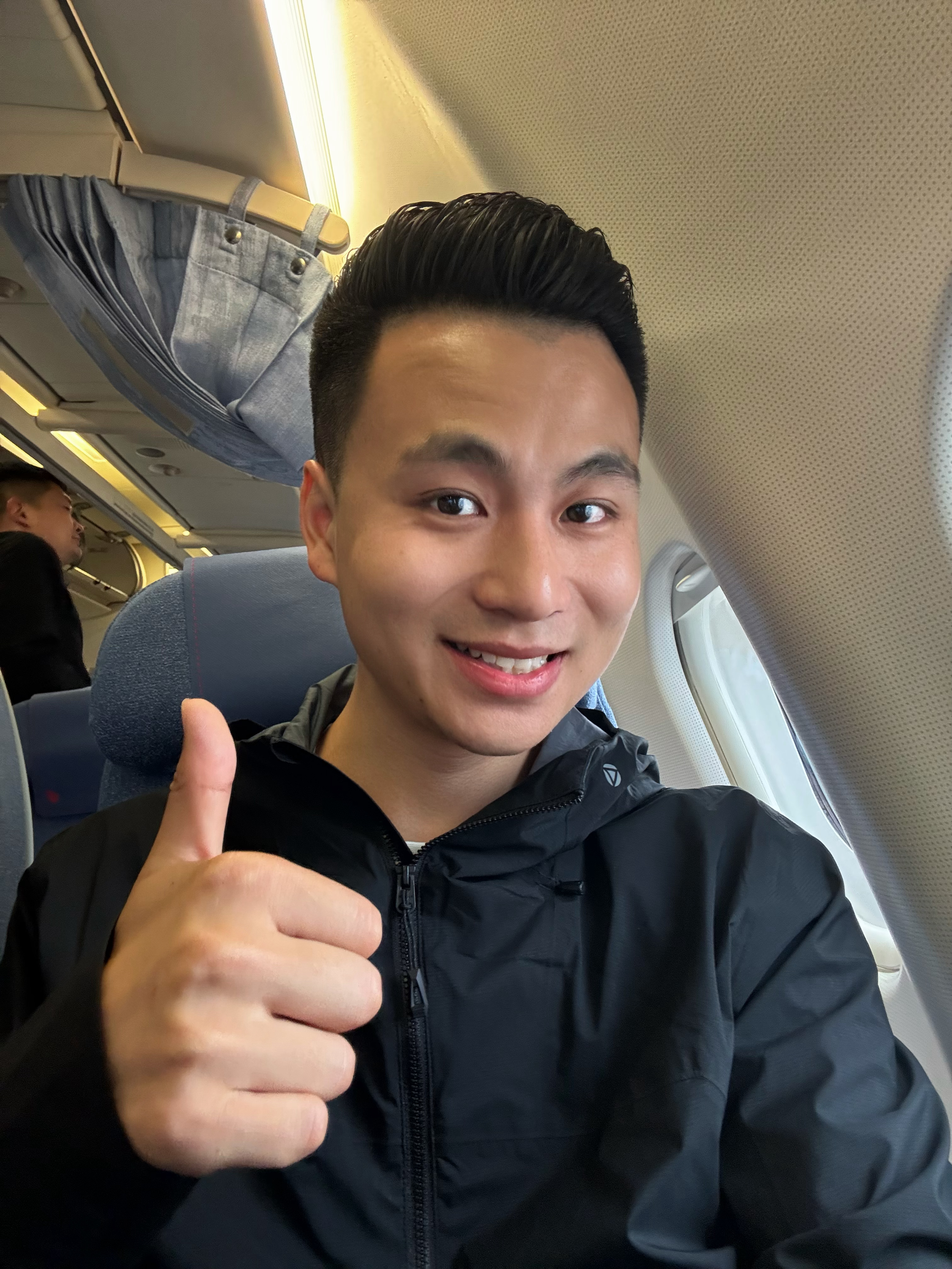 早安，兄弟姐妹们！阿森为你们点赞新的一天开始了，加油👏 成都·成都双流国际机场