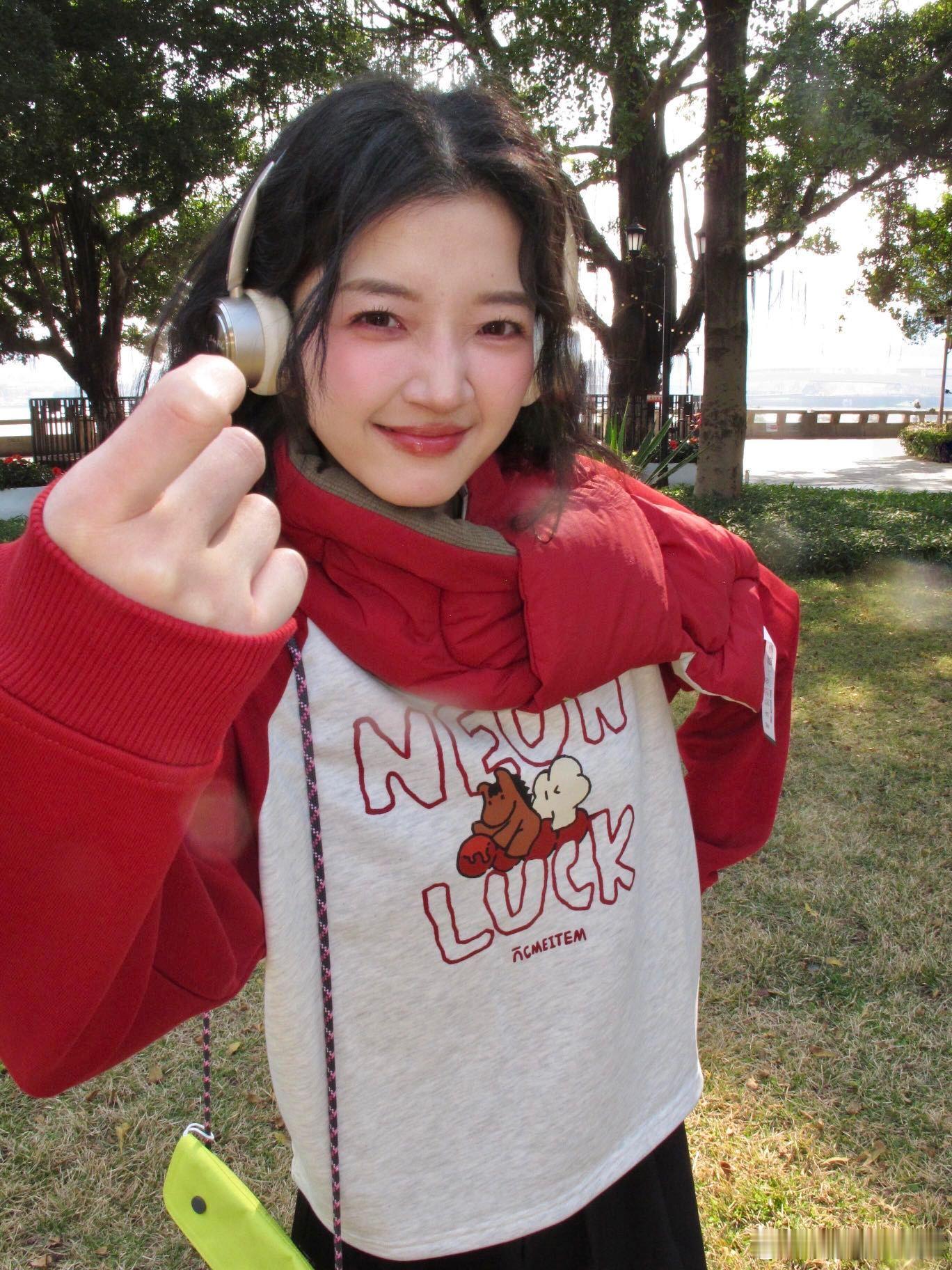 潮在广州就对味了广州的潮藏不住了 从早到晚沉浸在这些老街巷里，发现广州的“潮”是