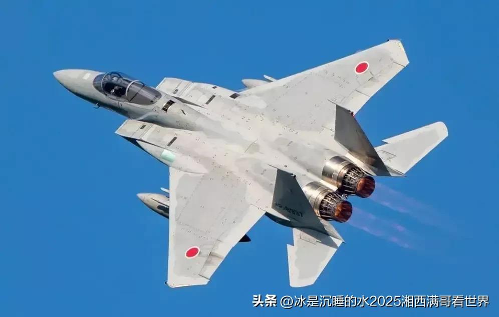 近日，网络里最火爆的新闻就是日本空自的F-15J“鹰”恶意干扰我航母编队在公海进