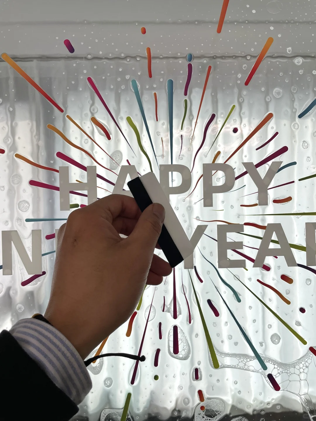 谁能把它贴的没有气泡？？？