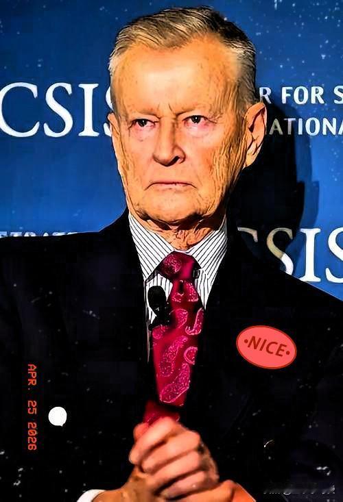 美国一个顶尖的战略大师，晚年翻来覆去就一句话：我们犯了个天大的战略错误，就是在2