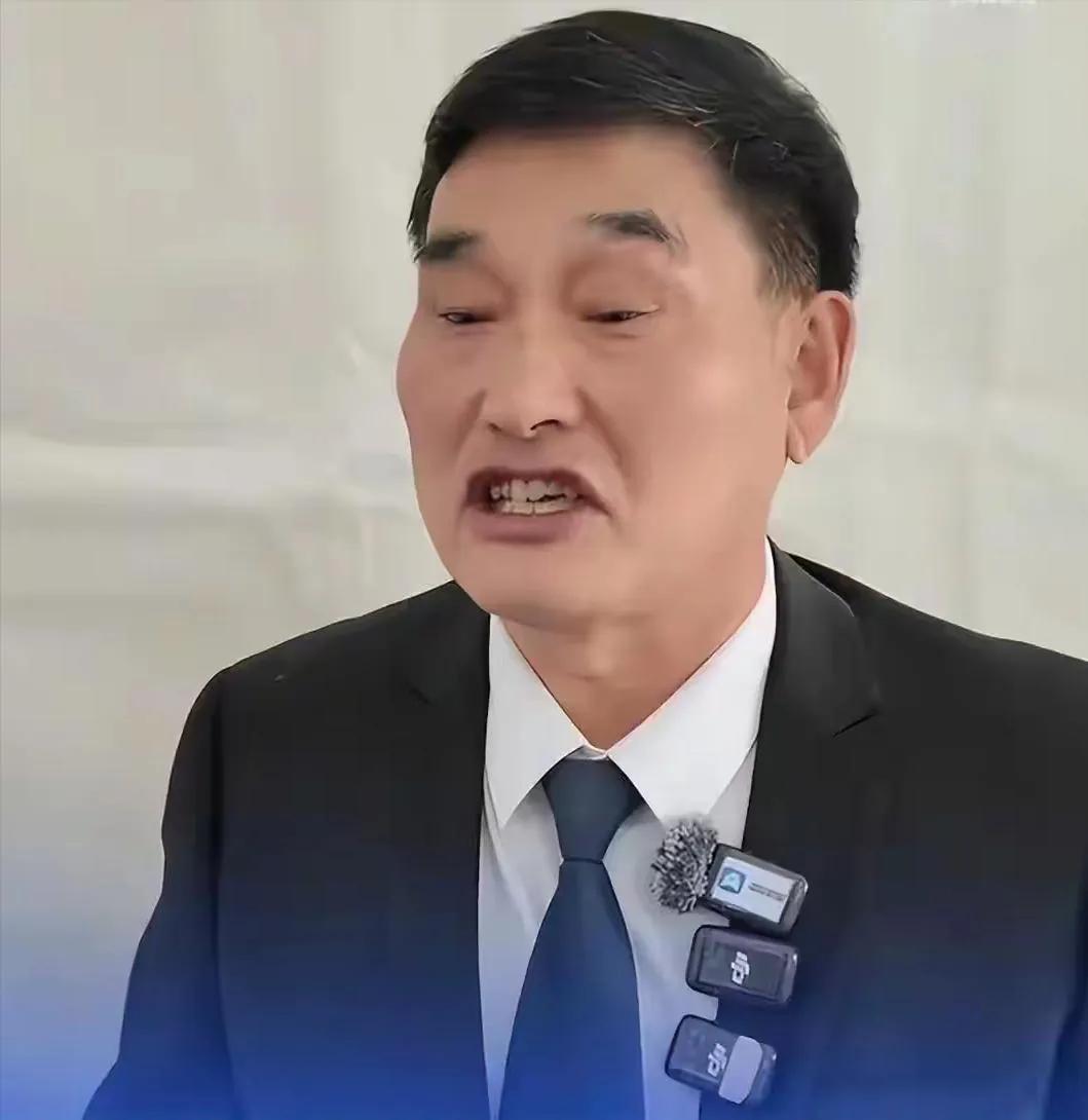 浮躁娱乐圈里的一股清流
娱乐圈向来是个大染缸，多少人一夜爆红就迷失自我，买豪车、