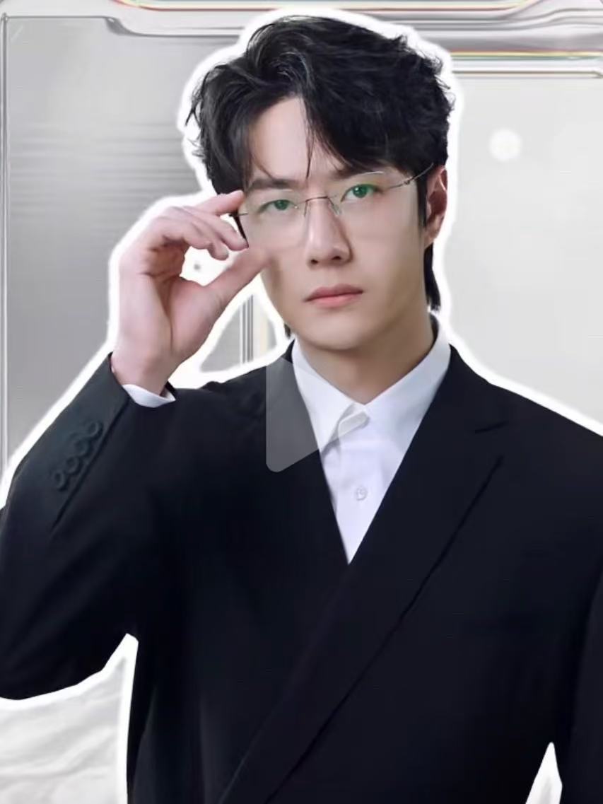 王一博崇尚极简美学的长期主义王一博美边眼镜look 王一博 ​​​
